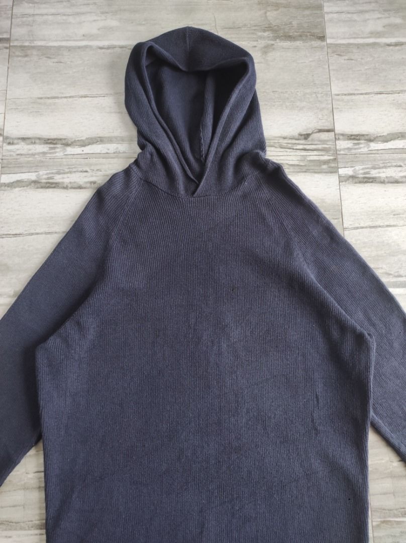 Denver Hayes Hoodie Jacket - Large (Category: Coats, Jackets and Outerwear) located in Dasmarinas. Submitted by jethroespinosa (Listing ID 1468959976, Image 3). Description: Size in inches: 21 width 29.5 length No issues or alterations Loc: Dasma Cavite MOP: Gcash.