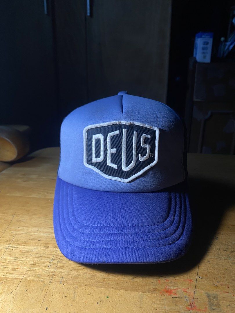 Deus Ex Machina Blue Trucker Cap (Category: Caps & Hats) located in Las Pinas. Submitted by grime2glory_ (Listing ID 1469030353, Image 1). Description: Need Cleaning Negotiable.