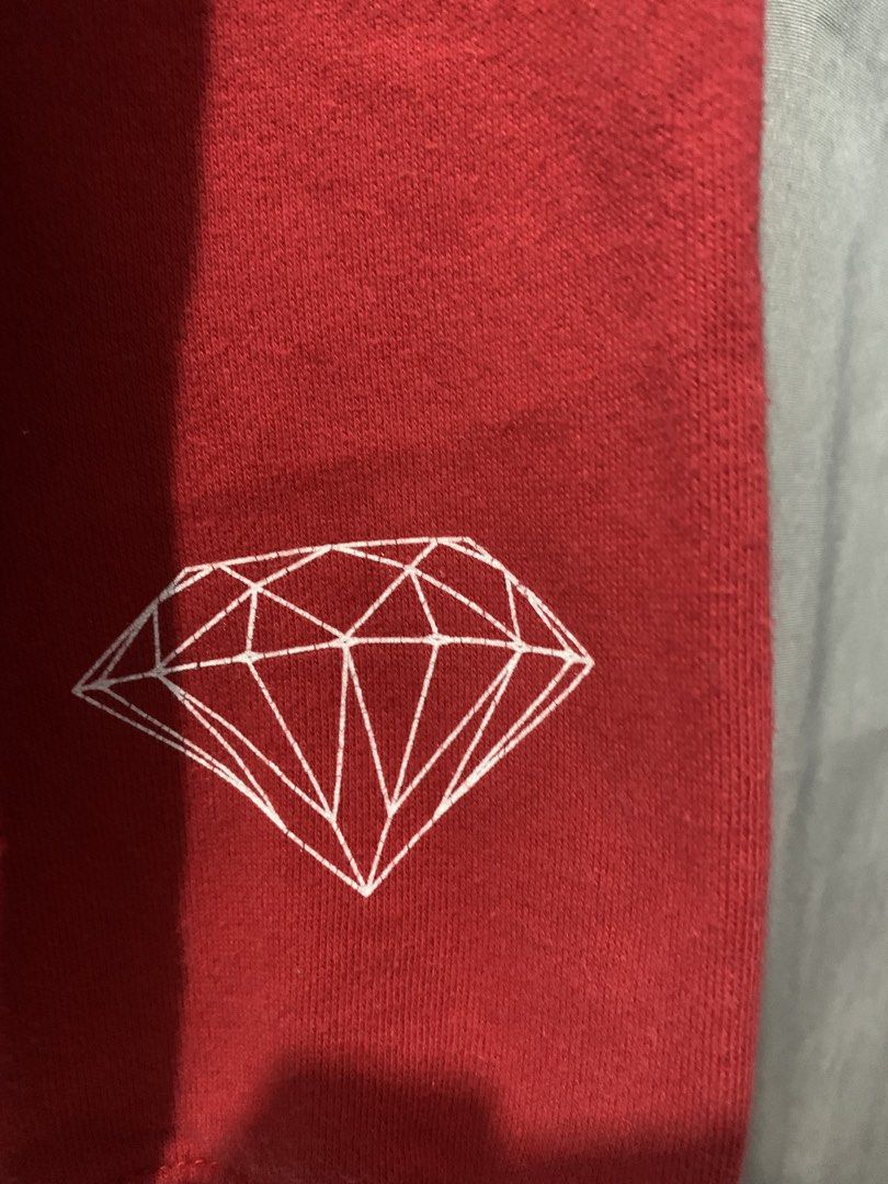 Diamond (Category: Longsleeves) located in Bayombong. Submitted by johnestrell315 (Listing ID 1469113965, Image 3). Description: Dimond.