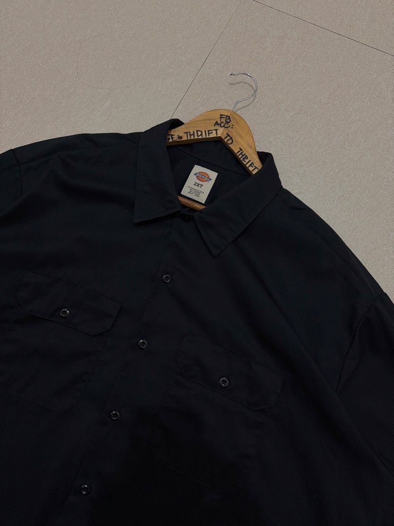 DICKIES BUTTON DOWN POLO (Category: Formal Shirts) located in Manila. Submitted by triptothrift7 (Listing ID 1469101992, Image 3). Description: message if you are interested! for fast transaction DICKIES BUTTON DOWN POLO size 2XT width 27.5 x 33 length no issue need wash only excellent condition color rate 9/10 mode of payment gcash or bank transfer location Biñan laguna.