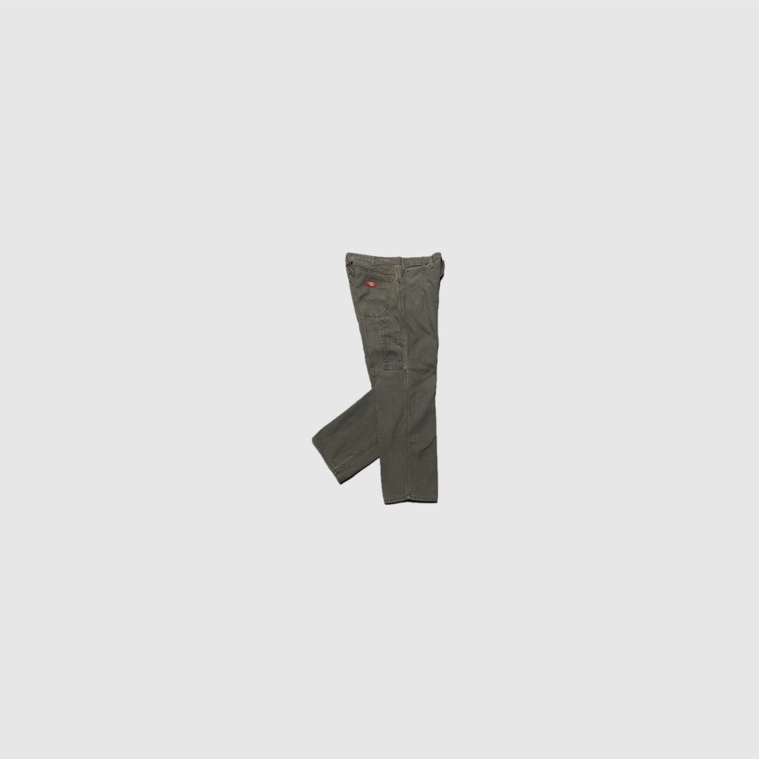 Dickies Carpenter Pants (Moss Green) (Category: Jeans) located in Cavite. Submitted by kali_galleria (Listing ID 1468934736, Image 1). Description: Available 🏷️ Dickies Carpenter Pants (Moss Green) Crispy asf Condition! • Crsipy Condition: 9.9 • Color rate: 9.9 • Width: 33-34 • Length: 40 / Hem 8.5 • Issue: 🏷️1500 + SF “Thrift with your fingertip👆🏼”.