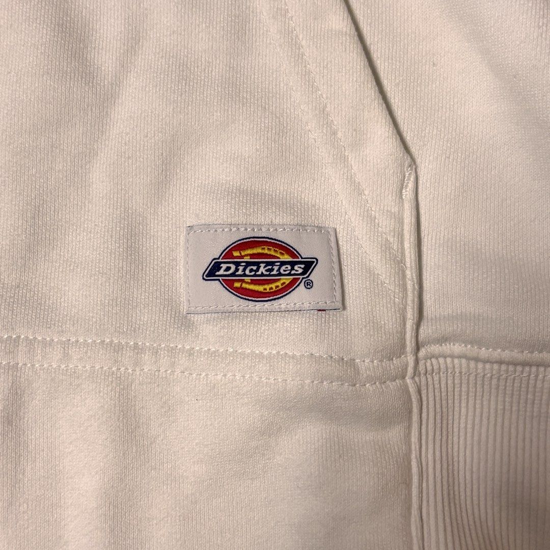 Dickies Colorblock Hoodie (Category: Hoodies) located in San Jose del Monte. Submitted by claraortazo (Listing ID 1469088826, Image 3). Description: 680 shipped Dimes: 18.5 W X 23.5 L : Arms - 26 Need wash No issues Excellent condition Details on pictures .