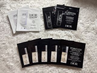 （分類：）位於 。 由 genuine_goods.store 提交（商品編號 1469120614，圖片 1）。簡介： 。
