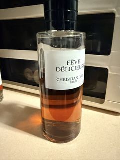 (Category: ) located in . Submitted by perfumeshopsg (Listing ID 1469161641, Image 1). Description: .