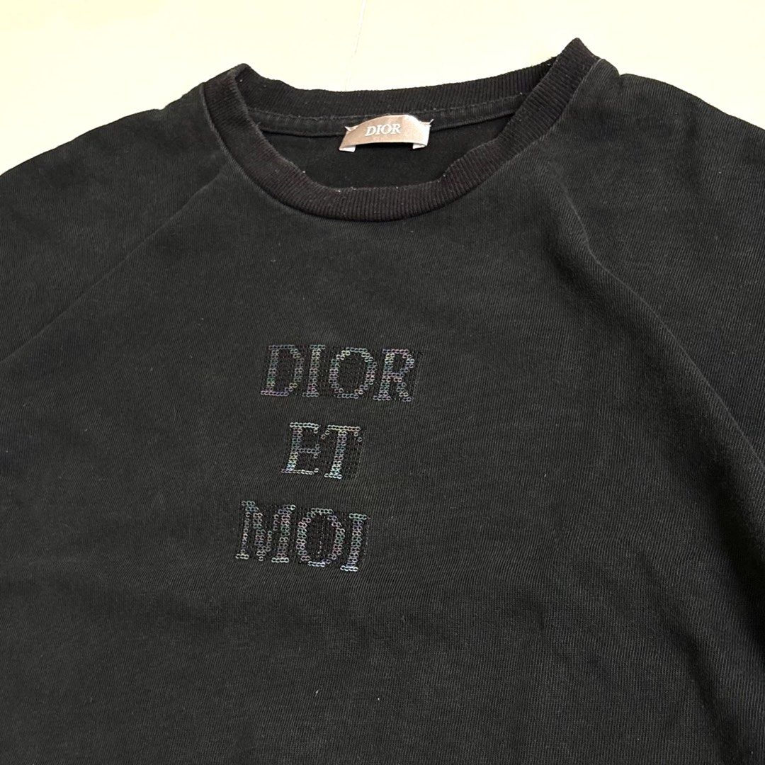 Dior et Moi (Category: Tshirts & Polo Shirts ) located in Minglanilla. Submitted by zydeeeey (Listing ID 1469067597, Image 3). Description: DIOR ET MOO EXCELLENT CONDITION Size Large 23 Width x 27-28 Length COLOR RATE - 9.7/10 NO ISSUES PM ME FOR MORE DETAILS.