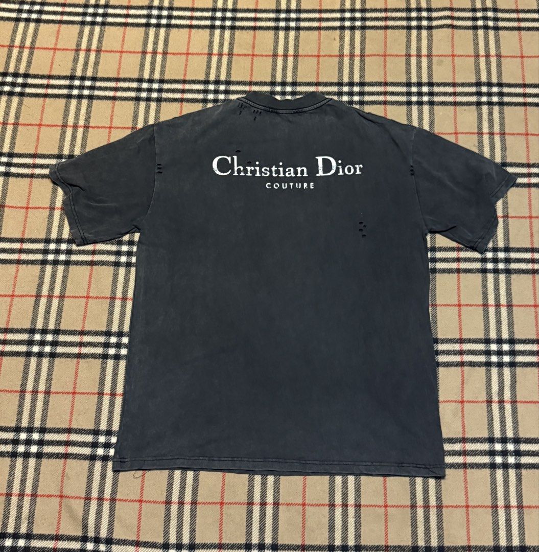 Dior tshirt (Category: Tshirts & Polo Shirts ) located in Cavite. Submitted by markjoseph24866 (Listing ID 1468952334, Image 1). Description: .