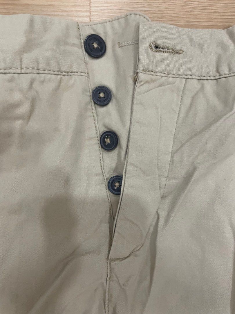 Divided Khaki Jeans (Category: Jeans) located in Manila. Submitted by bedlambuzz (Listing ID 1469103516, Image 2). Description: WYSIWYG ALL JEANS ARE USED BUT FULLY WEARABLE BUTTONS AND ZIPPERS INTACT MAY HAVE SLIGHT DISCOLORATION OR SMALL FLAWS.