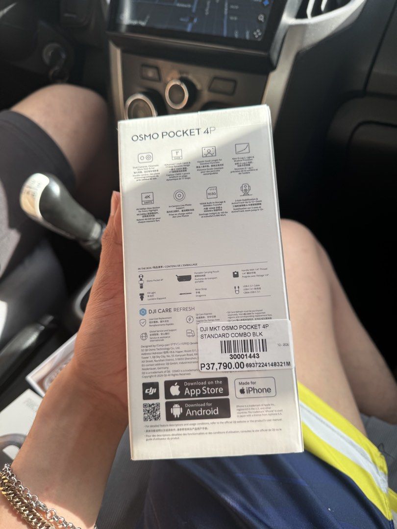 DJI Osmo Pocket 4P (Category: Cameras) located in Marikina City. Submitted by bryanroblesss (Listing ID 1469011998, Image 2). Description: DJI Osmo Pocket 4P Brand New Unused SRP at ₱37,790 - Selling it for only ₱35,000 fixed 📍Marikina - Pickup sa house or deliver lalamove (buyer shoulde fee).
