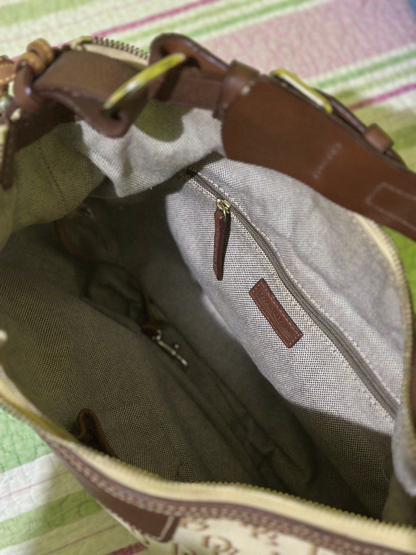 Dooney & Bourke Luisa Monogram Hobo Bag (Category: Shoulder Bags) located in Pagsanjan. Submitted by leyuxdenini (Listing ID 1469031388, Image 3). Description: with minimal issues Clean .