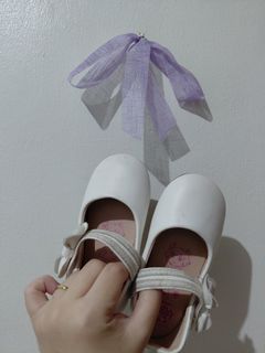 (Category: ) located in . Submitted by wornwardrobe (Listing ID 1469161294, Image 1). Description: .