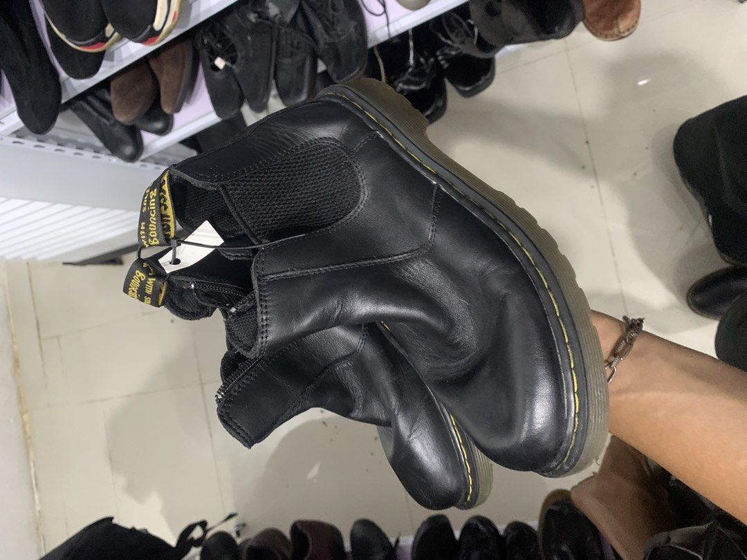 Dr. Martens 2976 leather boots (Category: Boots) located in Claveria. Submitted by plasticcase__ (Listing ID 1469028206, Image 3). Description: .