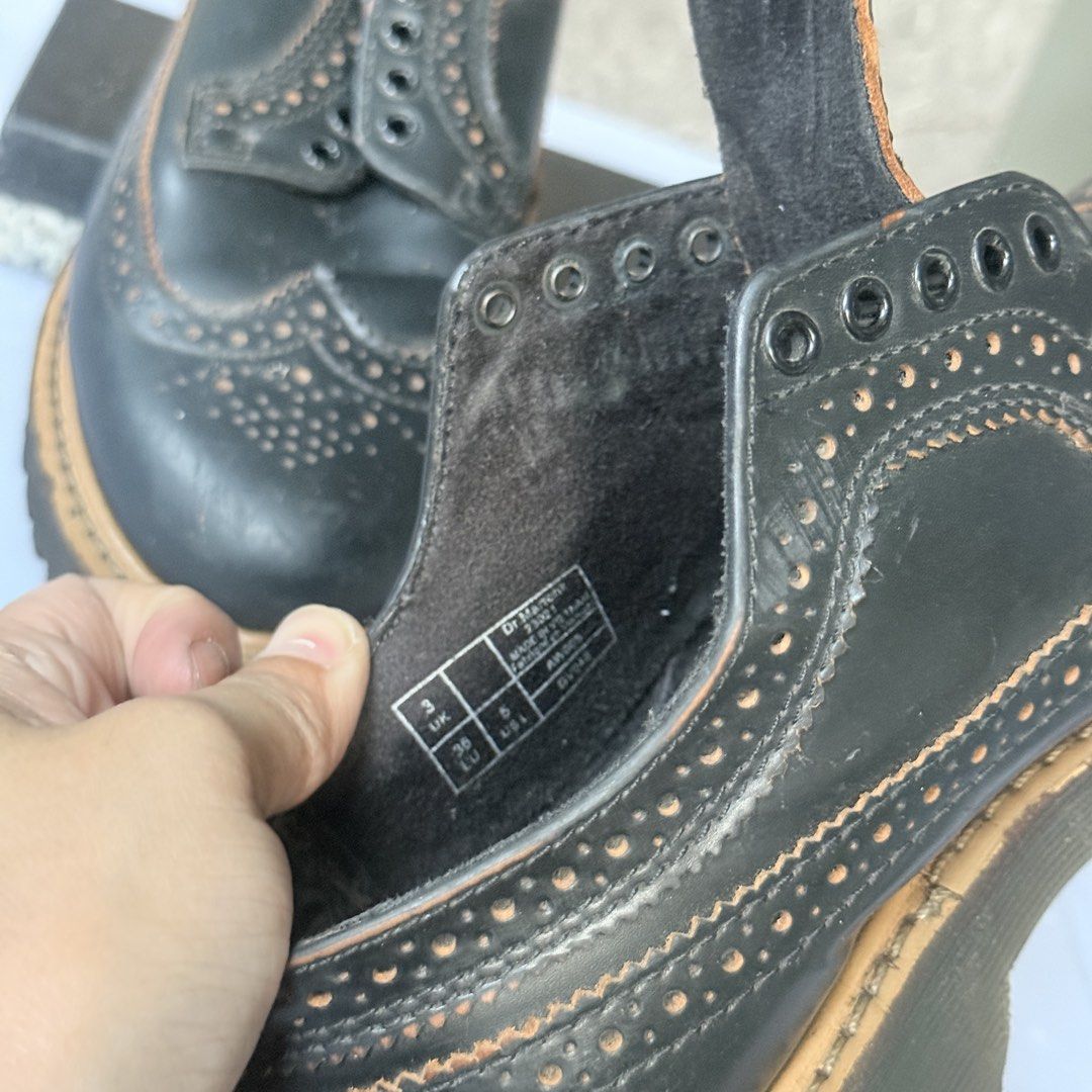 Dr. Martens Black Wingtip Brogue Size UK 3 (Category: Dress Shoes) located in Quezon City. Submitted by hervics (Listing ID 1469030158, Image 2). Description: Original Dr. Martens RFS: Decluttering .