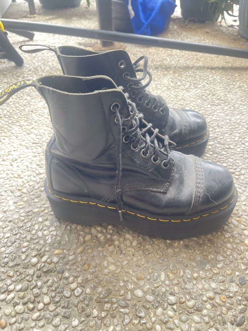 Dr marters 1460 leather boots (Category: Boots) located in Caloocan City. Submitted by curatedgems11 (Listing ID 1468986467, Image 1). Description: Size 36 Good contion just wipe Still negotiable .