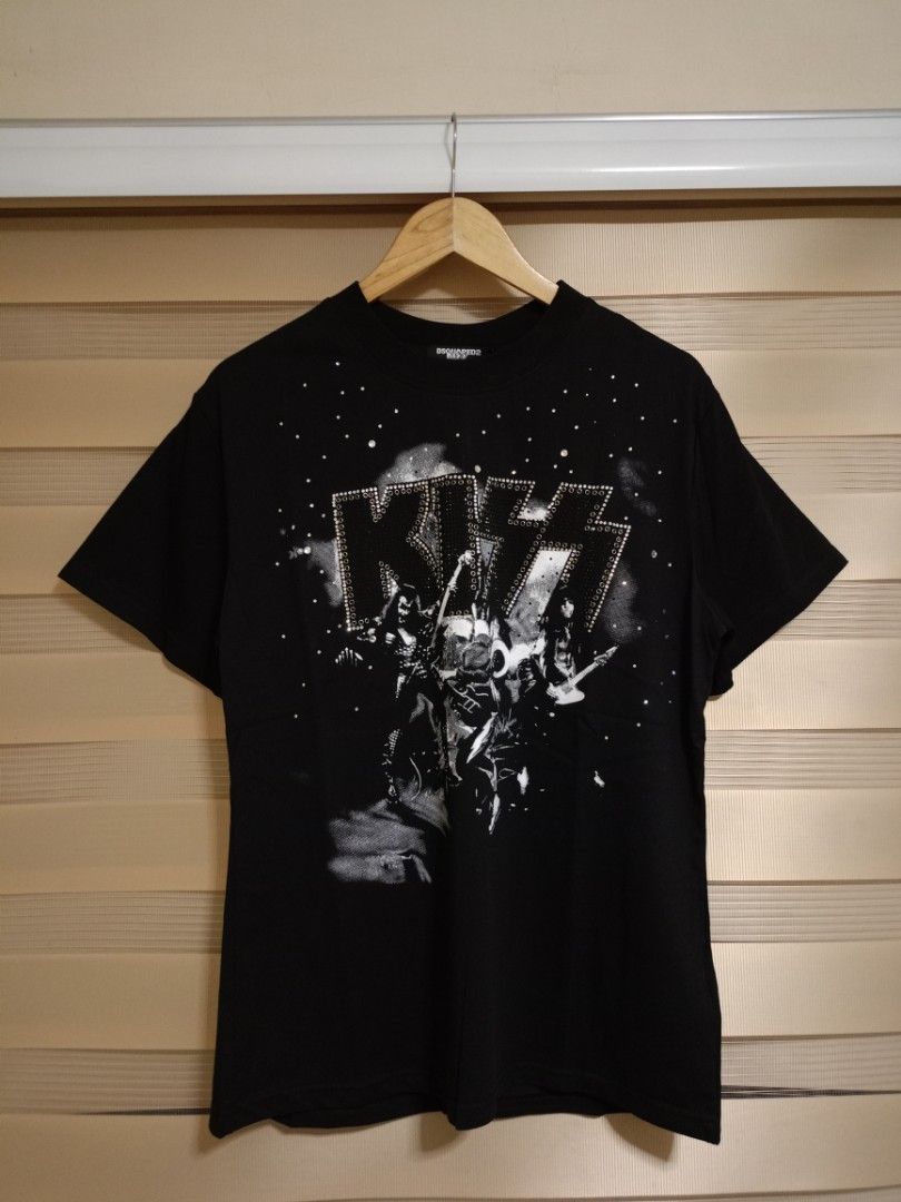 Dsquared2 x Kiss Jersey Shirt (Category: Tshirts & Polo Shirts ) located in Valenzuela. Submitted by One.Only.Nan (Listing ID 1469107000, Image 1). Description: M on tag Actual: W21" L26.5" As new MOP GCASH MAYA AUB BPI VALENZUELA CITY.