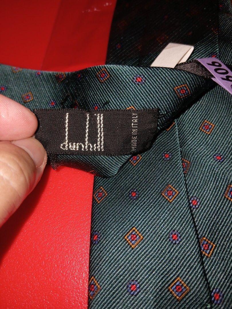Dunhill necktie (Category: Ties) located in Quezon City. Submitted by threetwotwo2ndaccount (Listing ID 1468932049, Image 2). Description: Dunhill necktie good as new need dry clean, nastock bawal sa maselan bawal sa barat.