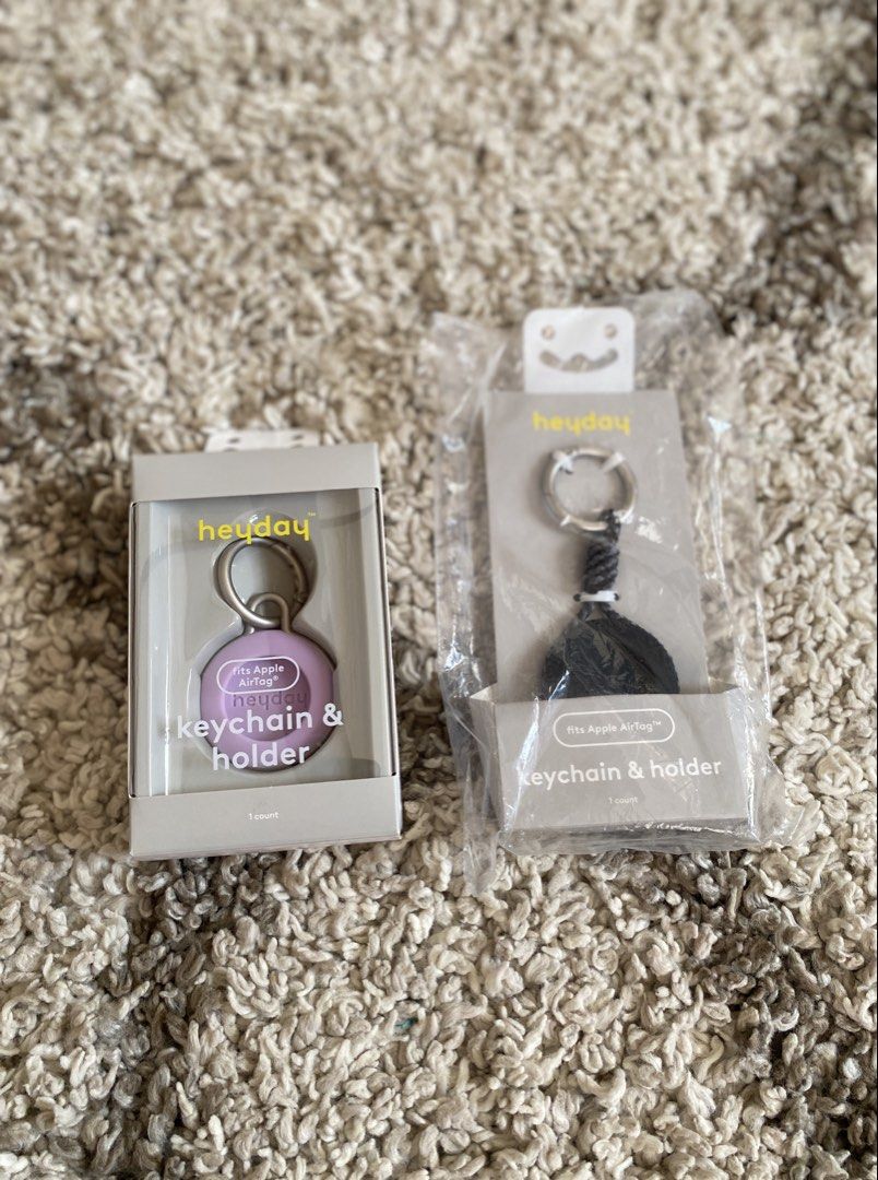 earbud case cover & airtag case cover (Category: Other Mobile & Gadget Accessories) located in Batangas. Submitted by lux_kimmy (Listing ID 1468990750, Image 3). Description: US brand Flower design earbud case ₱250 others ₱180 each + SF.
