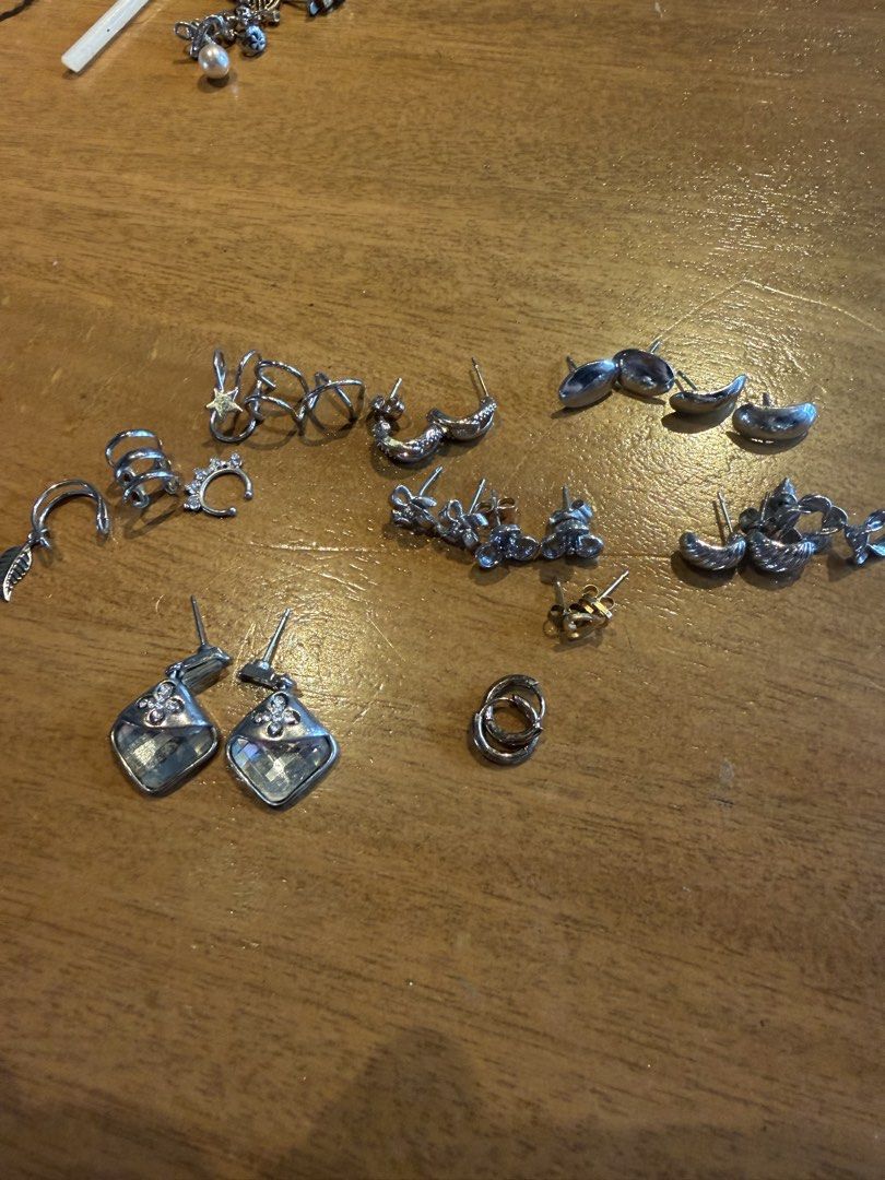 Earrings Silver and Gold accessories get eveything (Category: Other Accessories) located in San Juan City. Submitted by royceee (Listing ID 1468980979, Image 1). Description: Get everything.