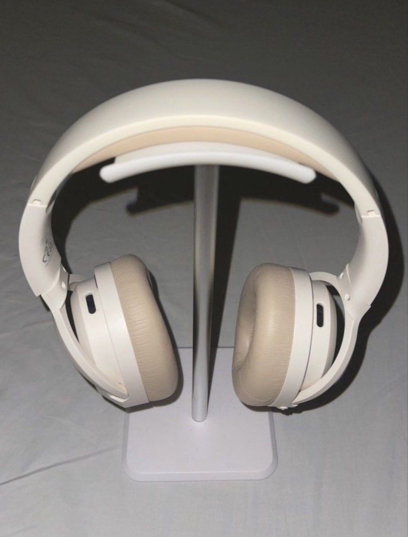 Edifier W820NB Plus Wireless Noise Cancelling Headphones (Category: Headphones & Headsets) located in Naga. Submitted by annecaitlin3 (Listing ID 1469097399, Image 1). Description: ‼️ REPOSTING ‼️ - bought for 3k, price negotiable - issue: pads on headphones look heavily worn out, but they can be replaced naman - no scratches/dents - w box & charger - headphone stand as freebie specs: • bluetooth • has noise cancellation & no sound leaks • can la