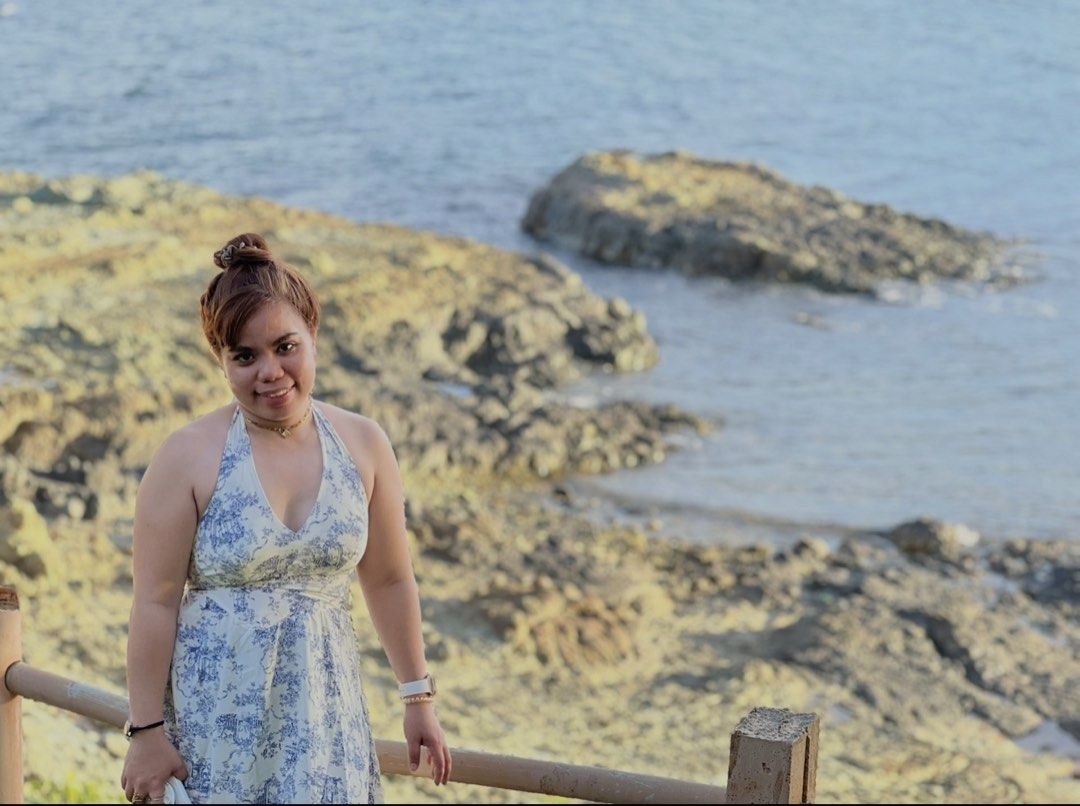 Elegant Dress (Category: Dresses) located in Pasig City. Submitted by denzales16 (Listing ID 1469119328, Image 2). Description: 🌸 Premium Dress 🌸Good As New 🌸Size: Small 🌸Material: Satin 🌸Worn only once nung pmunta sa beach for photos 🌸Iloilo Location 🌸Mode of Payment: GCash/Maya 🌸Shipping Fee: Thru J&T Express Metro Manila and Province .