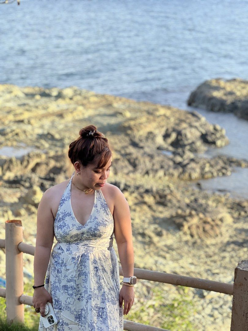 Elegant Dress (Category: Dresses) located in Pasig City. Submitted by denzales16 (Listing ID 1469119328, Image 3). Description: 🌸 Premium Dress 🌸Good As New 🌸Size: Small 🌸Material: Satin 🌸Worn only once nung pmunta sa beach for photos 🌸Iloilo Location 🌸Mode of Payment: GCash/Maya 🌸Shipping Fee: Thru J&T Express Metro Manila and Province .