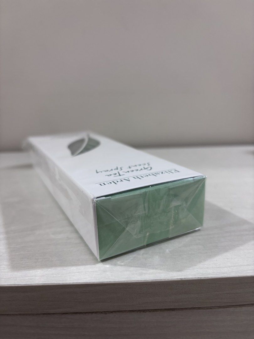 Elizabeth Arden Green Tea Scent Spray 100ml (Category: Fragrance & Deodorants) located in Caloocan City. Submitted by stuff_shop (Listing ID 1469086584, Image 3). Description: - Brand: Elizabeth Arden Green Tea Scent Spray - Volume: 100ml / 3.3 fl. oz. - Condition: Brand new, unopened, and unused - Packaging: Still sealed in original clear plastic wrap - Ideal for everyday wear or as a gift.
