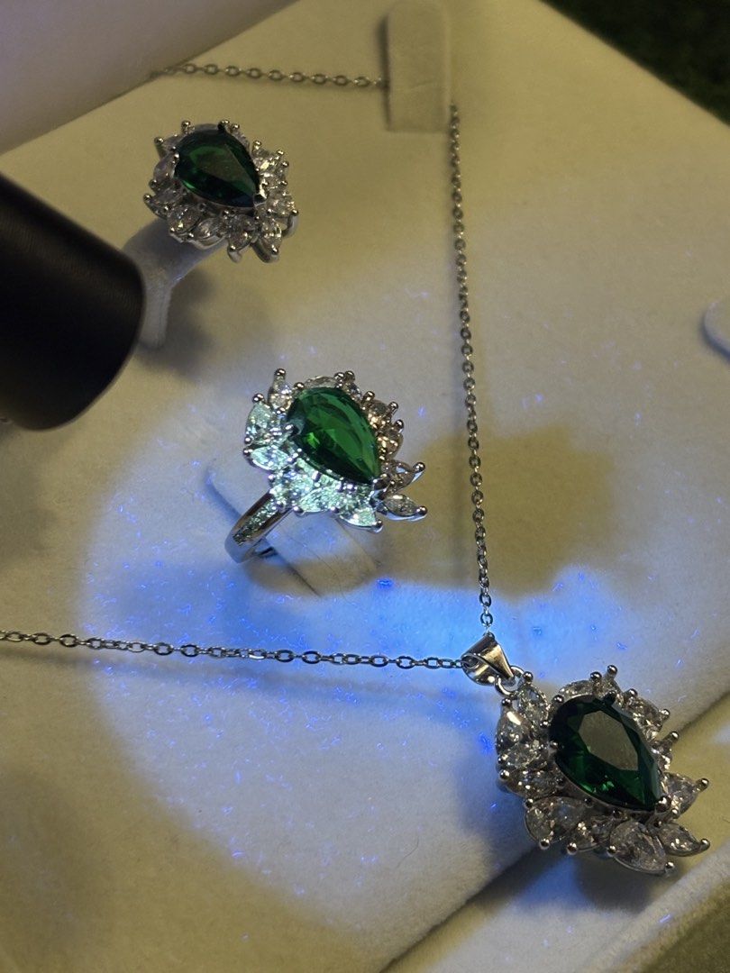 💚emerald set earrings, ring & necklace (Category: Necklaces) located in Davao. Submitted by emmanuelchuamellorin23 (Listing ID 1469065642, Image 3). Description: 💚emerald set earrings, ring & necklace gemstone. Size 16-18inches chain Ring size 7 Markings pt950 Uv reactive on the side stones 💯 Rodium/ Platinum over copper based metal Tarnish resistant with extra care Message me directly📩.