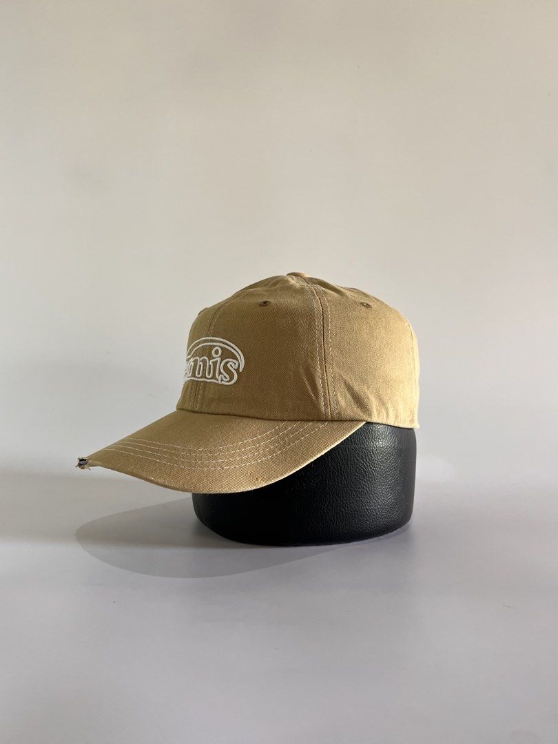 Emis E17-240 Dadhat (Category: Caps & Hats) located in Malaybalay. Submitted by haulsome (Listing ID 1468992565, Image 2). Description: Emis E17-240 Dadhat -In excellent condition -Features an embroidered emis logo up front -Has damage at the front of the brim but can be look as its natural design -Adult size, adjustable strap 350php, +sf.