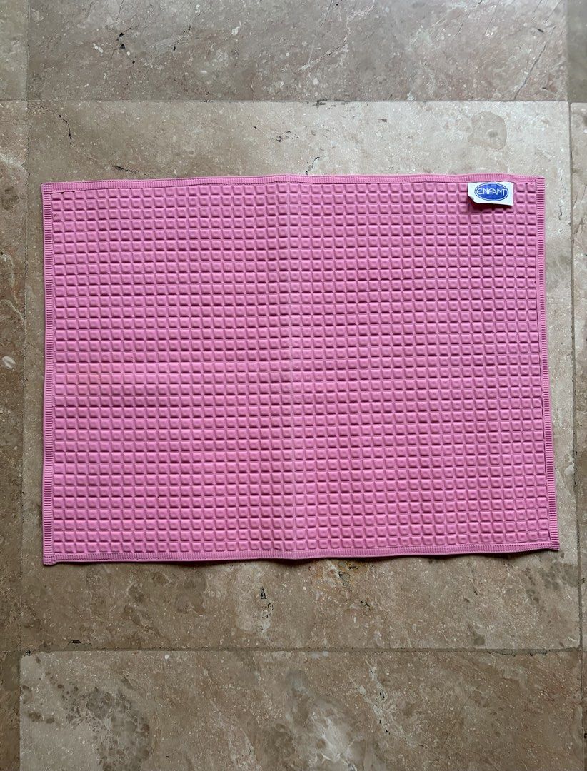 Enfant Rubber Crib Mat / Waterproof Sheet: Pink (Category: Changing Mats & Accessories) located in Quezon City. Submitted by tidyup.lara (Listing ID 1468932359, Image 1). Description: Sold as is Condition 8/10: used but in good condition.