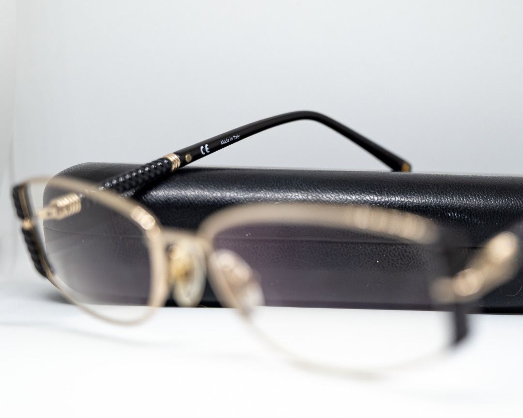 Escada Eyeglass Frames (Category: Sunglasses & Eyewear) located in Las Pinas. Submitted by gabriel8732 (Listing ID 1469017289, Image 3). Description: Brand: Escada - Made in Italy Condition: Pre-owned Price: ₱2500 Please manage expectations when buying pre-owned items. May have normal signs of use; see photos for actual condition. Lenses are graded/prescription. Replacement of lenses is recommended upon purchase. Payment is via Gcash/bank transfe