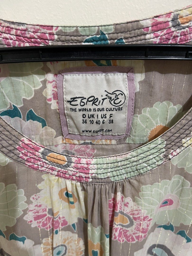 Esprit Floral Longsleeve Blouse (Category: Longsleeves) located in San Jacinto. Submitted by lovedbylou.ph (Listing ID 1469088018, Image 3). Description: •best fits medium.
