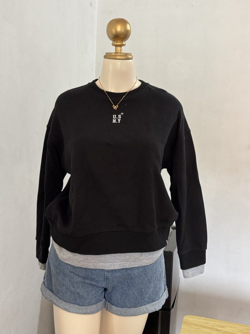 ETC BLACK JACKET SMALL SIZE (Category: Coats, Jackets and Outerwear) located in Dasmarinas. Submitted by ennahsthriftcollection (Listing ID 1469050405, Image 2). Description: ETC BLACK JACKET SMALL SIZE LENGTH:22 inches WIDTH: 21 inches.