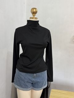 (Category: ) located in . Submitted by ennahsthriftcollection (Listing ID 1469051810, Image 1). Description: .