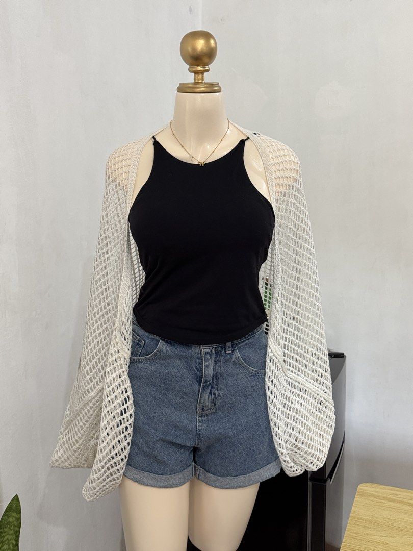 ETC LOVITO FREESIZE KNITTED CARDIGAN (Category: Bikinis & Swimsuits) located in Dasmarinas. Submitted by ennahsthriftcollection (Listing ID 1469044012, Image 1). Description: ETC LOVITO FREESIZE KNITTED CARDIGAN.