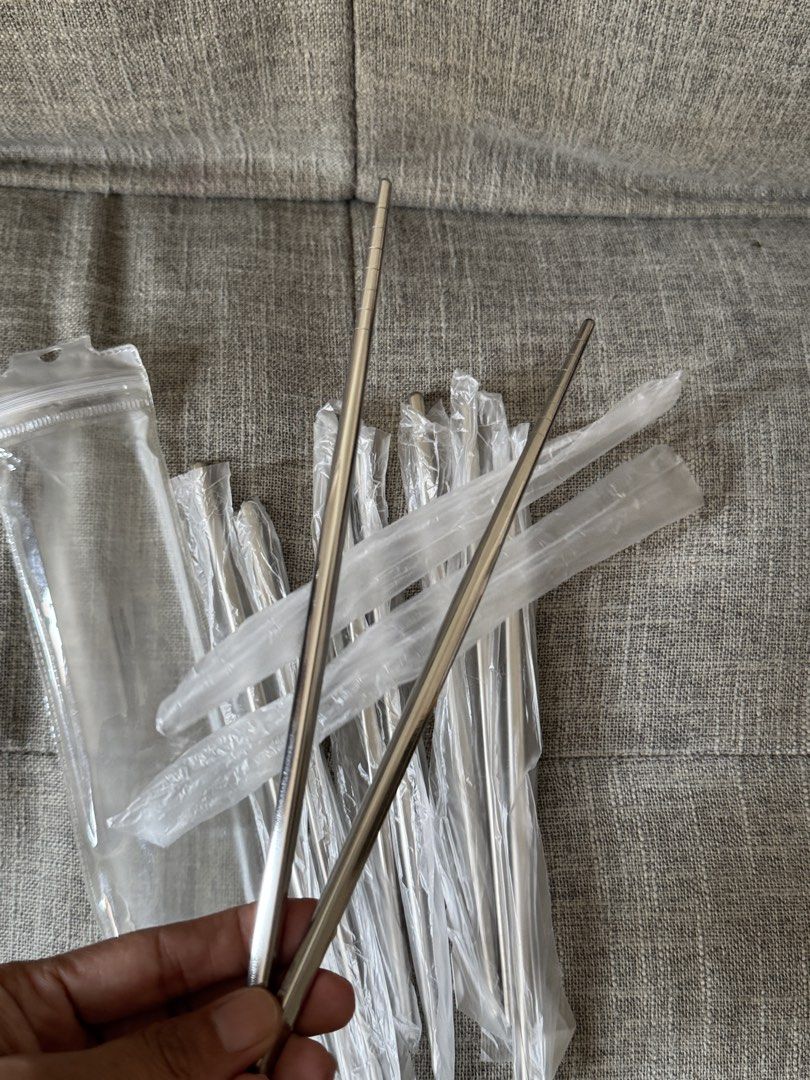 ETC ROWE KOREAN STYLE STAINLESS CHOPSTICKS 4 SETS (Category: Looking For) located in Dasmarinas. Submitted by ennahsthriftcollection (Listing ID 1468969737, Image 2). Description: Decluttering no need.