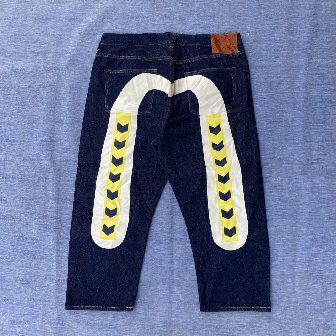 EVISU CELANA PANTS (Category: Jeans) located in Angeles City. Submitted by stephen52790 (Listing ID 1469056781, Image 1). Description: 🟥EVISU CELANA PANTS (INCH) Waist: 35 Length: 33 Thigh: 13 Leg opening: 7.5 Price: 999PHP PM FOR MORE DETAILS.