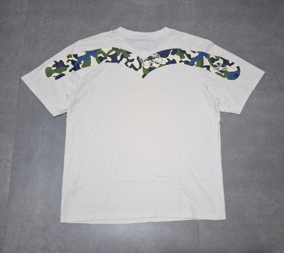 Evisu Urbex (Category: Tshirts & Polo Shirts ) located in Rizal. Submitted by marcothrifts (Listing ID 1469070994, Image 1). Description: Evisu Urbex M on tag Width: 20 Length: 26 Color rate: 9.9/10 Verygood Condition No issue.