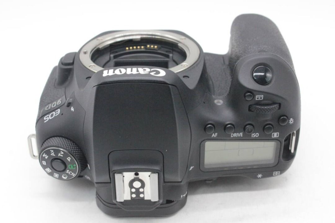 Excellent condition ★ Canon EOS 90D body (Category: Cameras) located in Caloocan City. Submitted by letao_shopping_ph (Listing ID 1468950285, Image 3). Description: [Condition] ◆Exterior The exterior is in excellent condition. There are virtually no noticeable scratches or stains, and the unit appears very clean. Please refer to the images. ◆Optics The viewfinder is clean. It offers good visibility and a clear view. The LCD screen is clean. There
