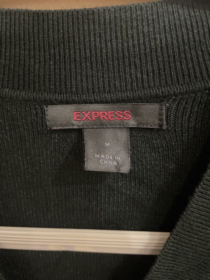 Express Sweater Black (Category: Coats, Jackets and Outerwear) located in Manila. Submitted by bedlambuzz (Listing ID 1469042648, Image 2). Description: Wyswyg DONT ASK FOR MEASUREMENTS.