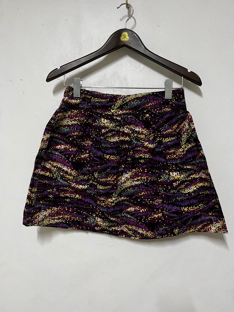 F21 & Cotton On Bundle Skirt (Category: Skirts) located in Rodriguez. Submitted by she_finds (Listing ID 1468979685, Image 1). Description: Size 28 waist US8.