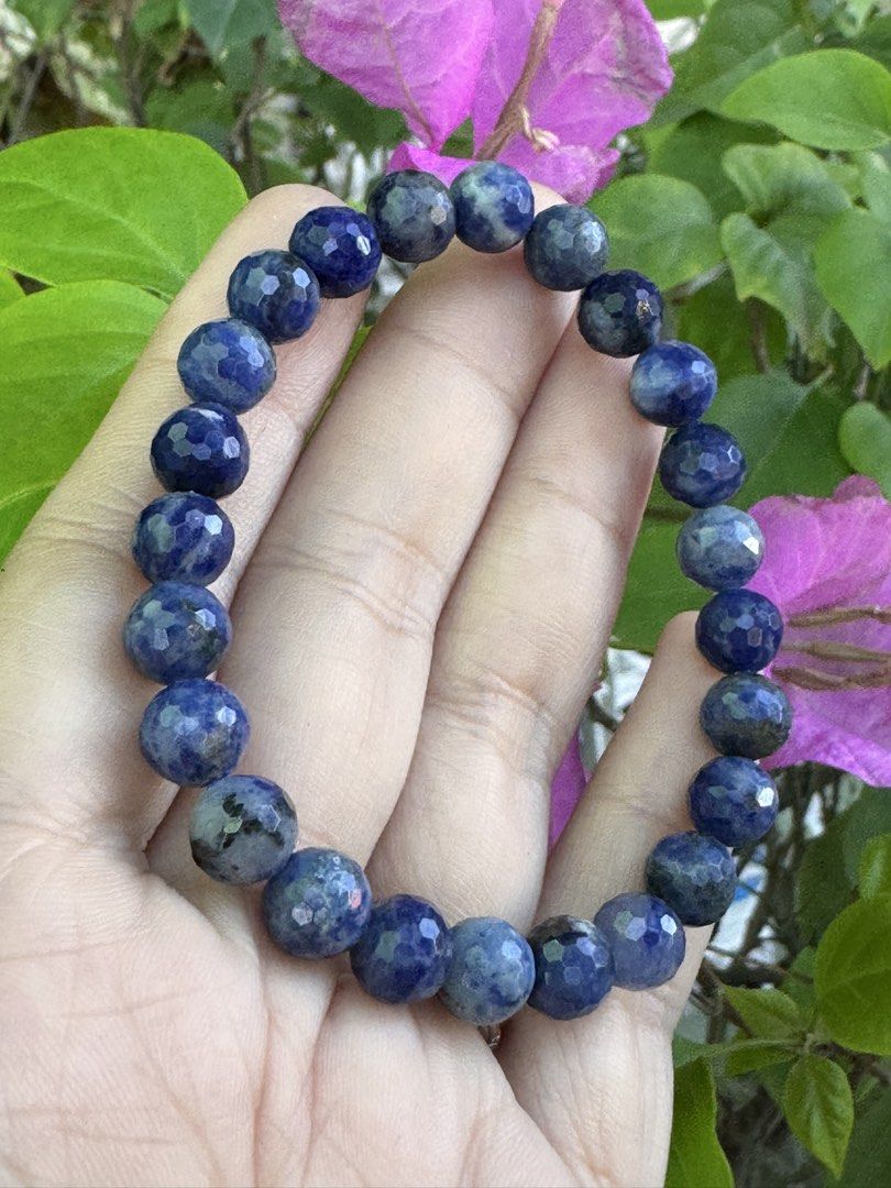 FACETED SODALITE BRACELET 🍍 B5_JC015 (Category: Bracelets) located in Bulacan. Submitted by selling_low_by_bella_ben (Listing ID 1469002988, Image 2). Description: FACETED SODALITE 🍍 B5_JC015 🏷️ 400 each (2pcs) 8 mm bead 16 cm wrists .