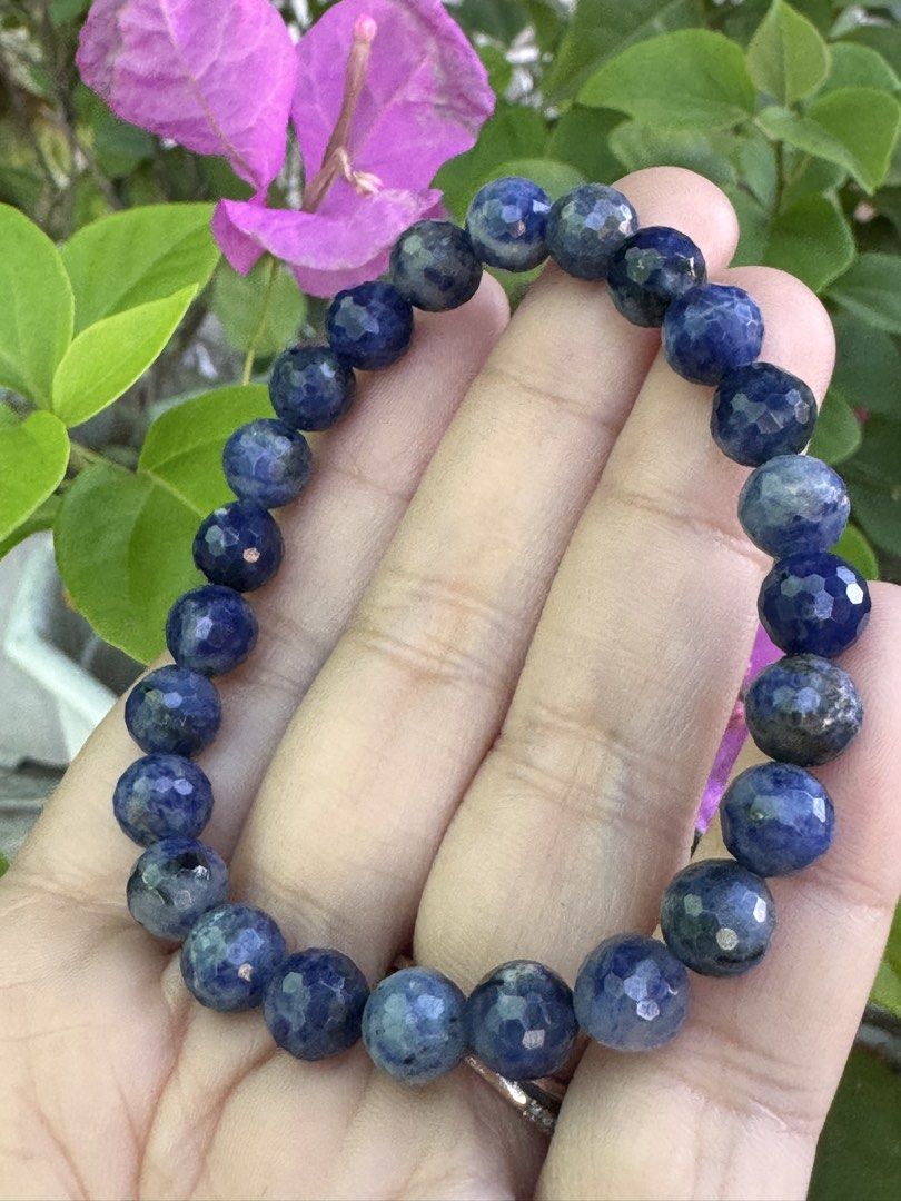 FACETED SODALITE BRACELET 🍍 B5_JC015 (Category: Bracelets) located in Bulacan. Submitted by selling_low_by_bella_ben (Listing ID 1469002988, Image 3). Description: FACETED SODALITE 🍍 B5_JC015 🏷️ 400 each (2pcs) 8 mm bead 16 cm wrists .
