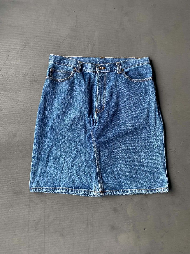 Faded Glory Denim Size 34 (Category: Shorts) located in Manila. Submitted by fastfish-11e828 (Listing ID 1469072863, Image 1). Description: Faded Glory Waist 34 Length 23 L.O 12.