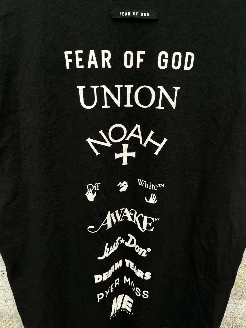 Fear of God (Category: Tshirts & Polo Shirts ) located in Manila. Submitted by skippypeanut1331 (Listing ID 1468965385, Image 3). Description: 24x28.5 Large Very good condition Color rate: 9/10 issue: crack prints sa harap the rest is excellent.