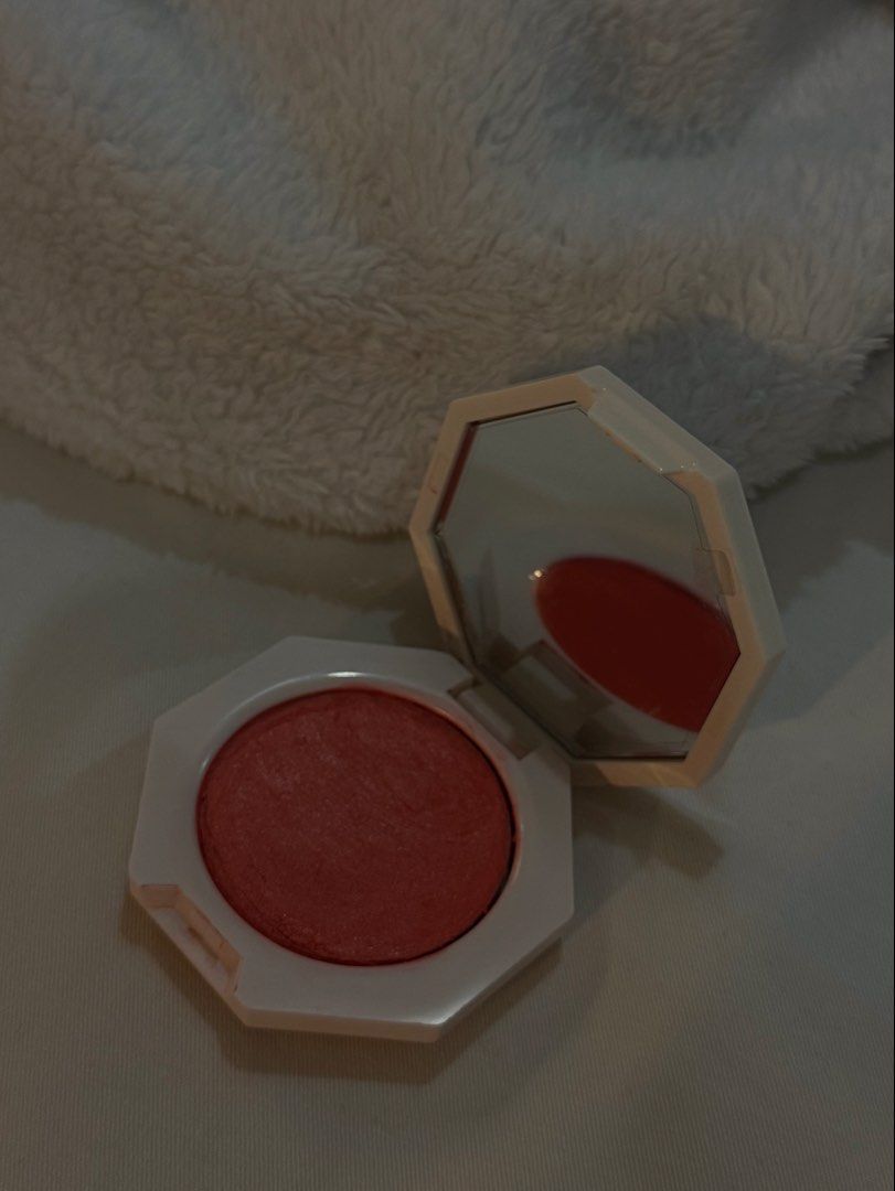 Fenty blush (Category: Makeup) located in Manila. Submitted by emilyclothes.usa (Listing ID 1469096615, Image 3). Description: .