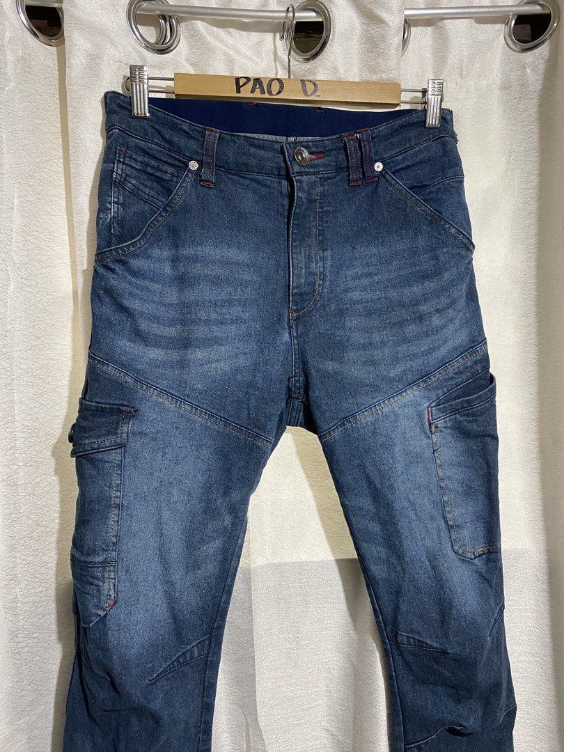 FieldCore (Workman) Stretch Utility Cargo Jeans (Category: Jeans) located in Davao. Submitted by VapenDrip (Listing ID 1469063357, Image 3). Description: FieldCore (Workman) Stretch Utility Cargo Jeans Waist 30-32 Length 41 Thigh 9 Hem 6 Excellent condition 550+sf.