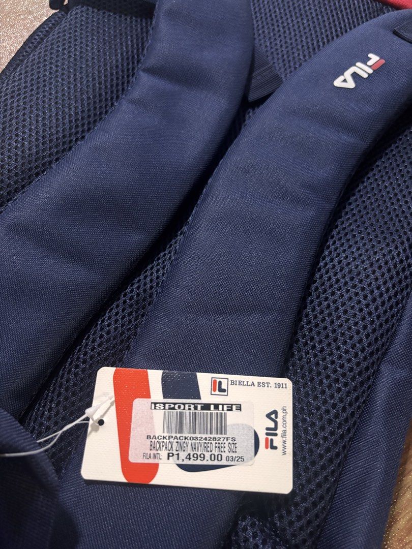 Fila Backpack Zingy Navy Red Free Size (Category: Backpacks) located in Rizal. Submitted by robert015 (Listing ID 1468936987, Image 3). Description: RUSH FILA BAG FOR SALE Never po nagamit as in brandnew Rfs: i have new ones hindi nati magagamit change of mind 1100 po nego pa Loc taytay.