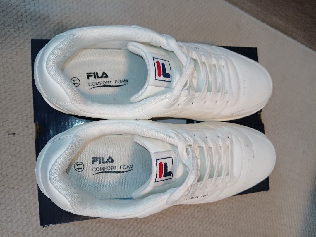 FILA HERITAGE LIGIO (Category: Sneakers) located in Quezon City. Submitted by fema1371 (Listing ID 1468942290, Image 3). Description: Fila heritage ligio lightly use no issues US 11 location proj 8 edsa-balintawak bgy bahay toro quezon city buyer schedules and pays for grab or lalamove payment via gcash.