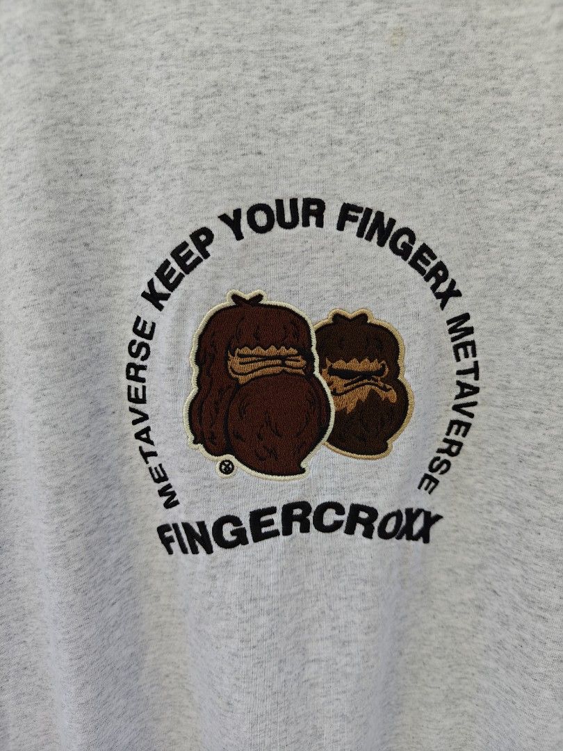 Fingercroxx (Category: Tshirts & Polo Shirts ) located in Alaminos. Submitted by epargne (Listing ID 1469018457, Image 3). Description: ◾Size : Large ◾Dimes : Length" 30, Width"22.5 ◾LIKENEW CONDITION! ◾WASHED W/ FABCON AND READY TO WEAR 🛒Price : + Shipping fee.