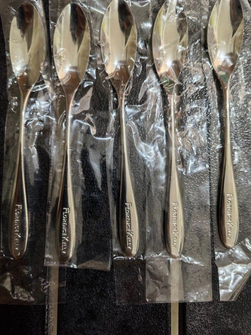 Flatware Set - Stainless Steel 18-8 Set 12 (Category: Other Kitchenware & Tableware) located in Cebu City. Submitted by dudes_villanueva (Listing ID 1468979147, Image 2). Description: Flatware Set - Stainless Steel 18-8 Markings: Florence Kelly Set of 12 Brand New 📌 In excellent condition..