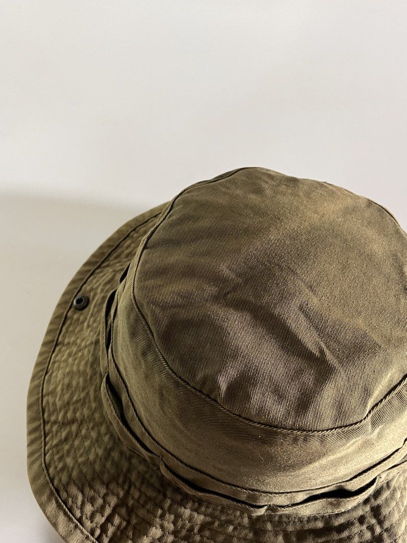 Flipper Jungle Bush Hat (Category: Caps & Hats) located in Malaybalay. Submitted by haulsome (Listing ID 1468993317, Image 3). Description: Flipper Jungle Bush Hat.